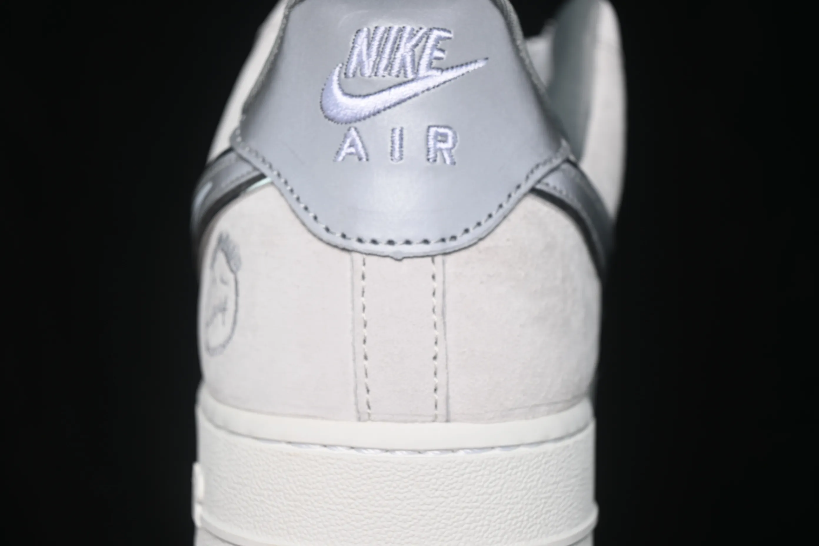 All categories Nk Air Force 1 Air Force series Nk Air Force 1 Low Air Force low-top Nike Air Force 1'07 Low joint model Air Force 1 low-top casual sneakers WY0655-102